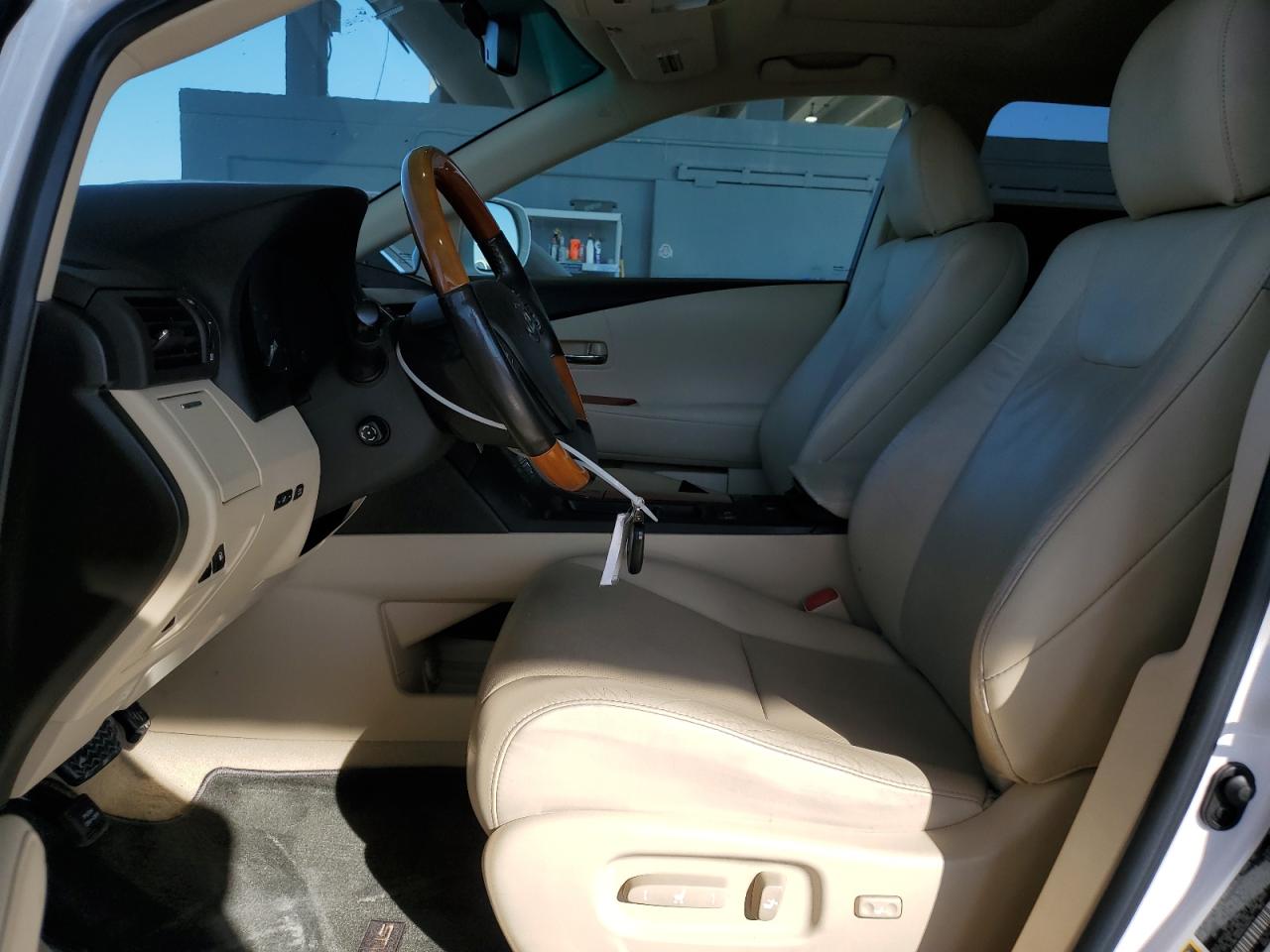 2011 Lexus RX - Image 7
