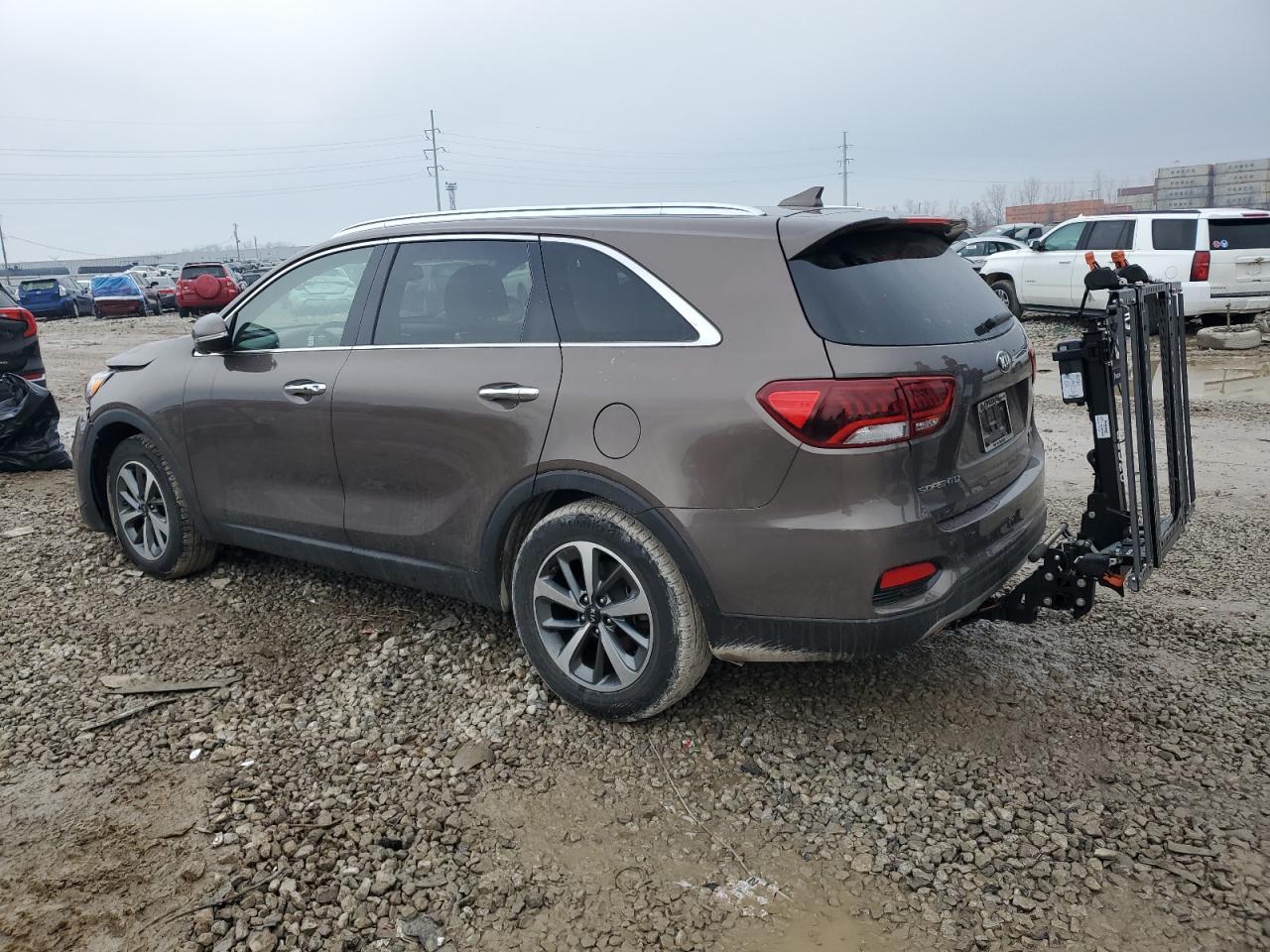2019 Kia Sorento - Image 2
