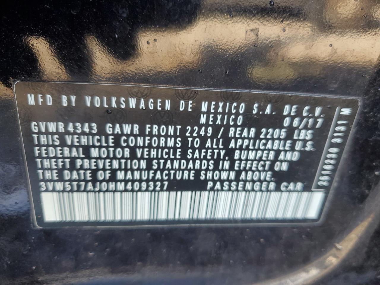 2017 Volkswagen Jetta - Image 14