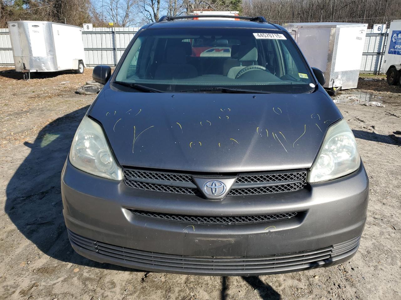2004 Toyota Sienna - Image 5
