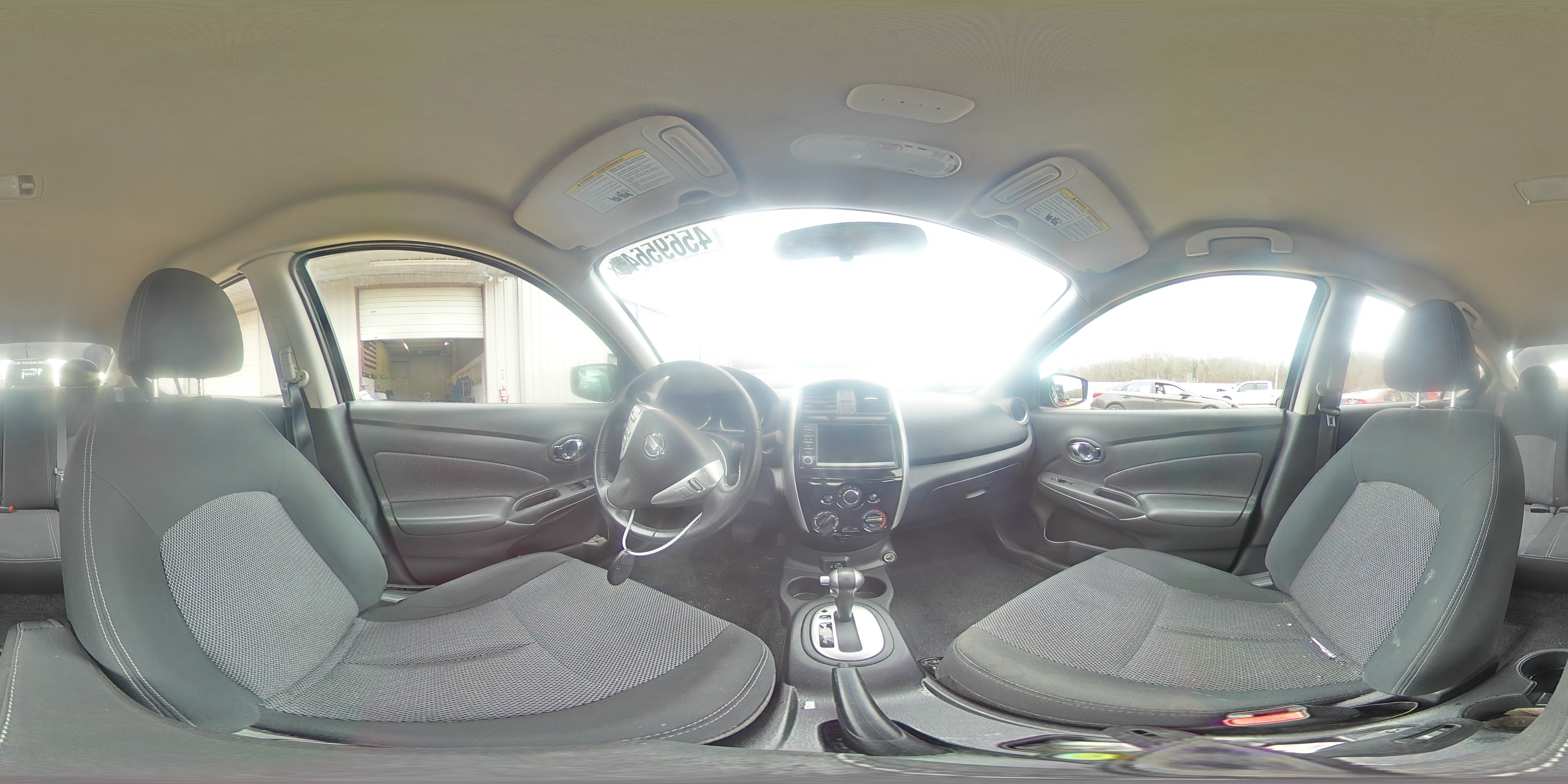 2019 Nissan Versa - Image 13