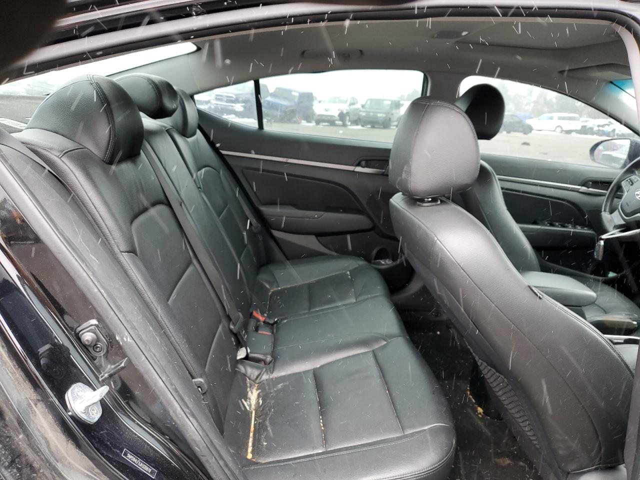 2018 Hyundai Elantra - Image 10