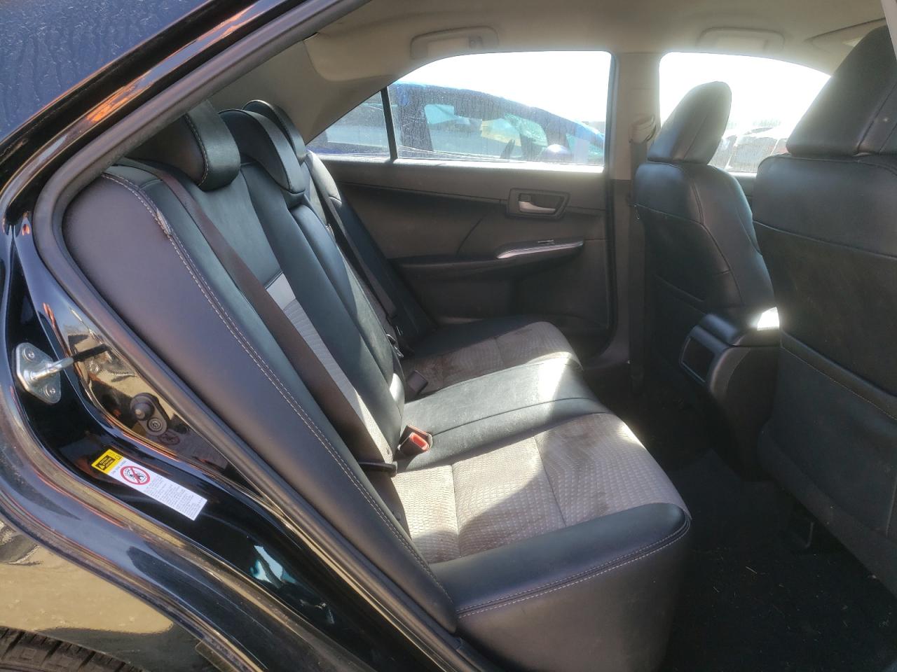 2014 Toyota Camry - Image 10