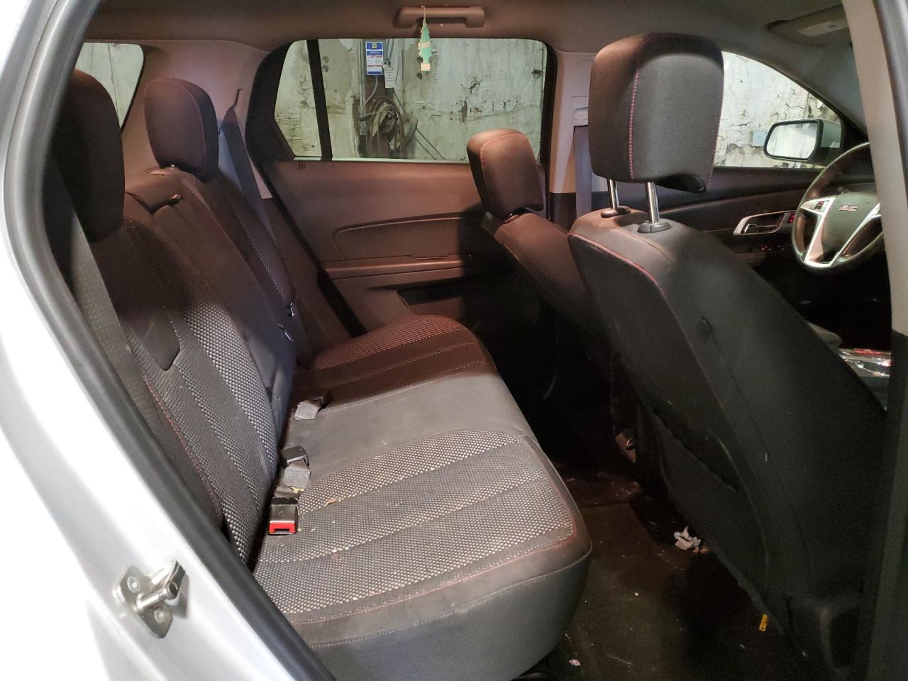 2015 GMC Terrain - Image 10