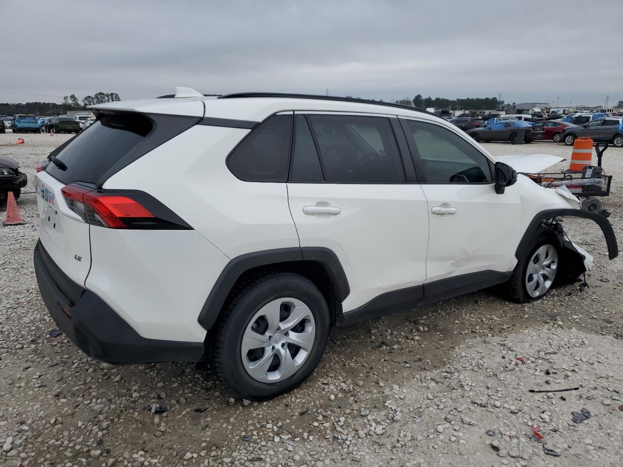 2021 Toyota RAV 4 - Image 3