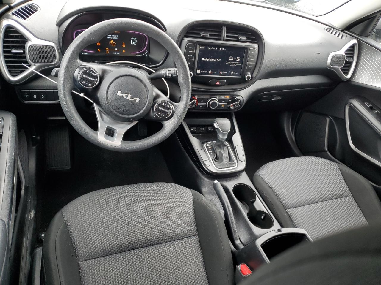 2023 Kia Soul - Image 8