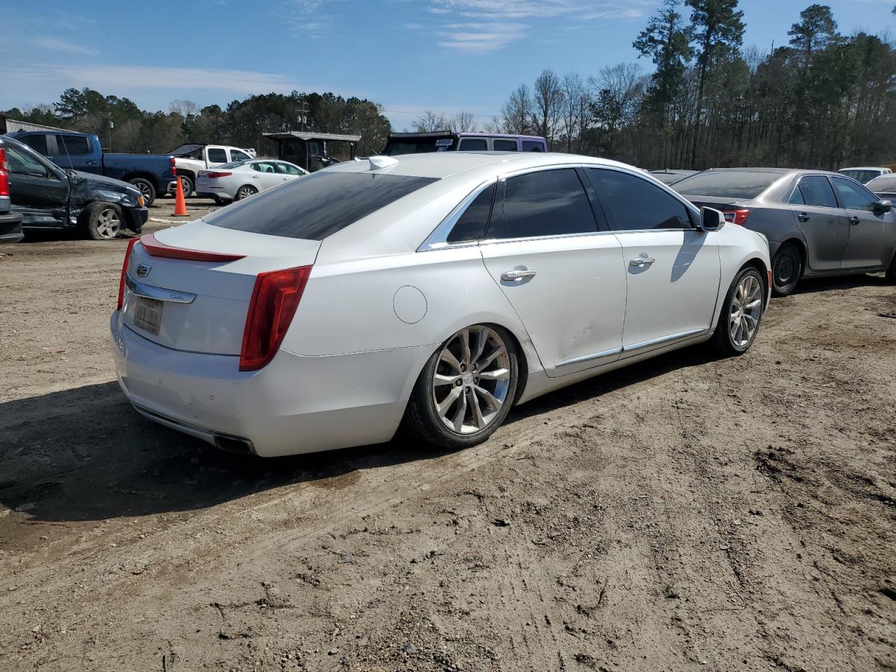 2016 Cadillac XTS - Image 3