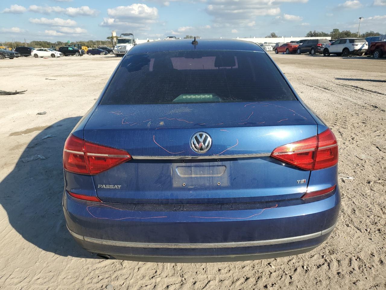2016 Volkswagen Passat - Image 6