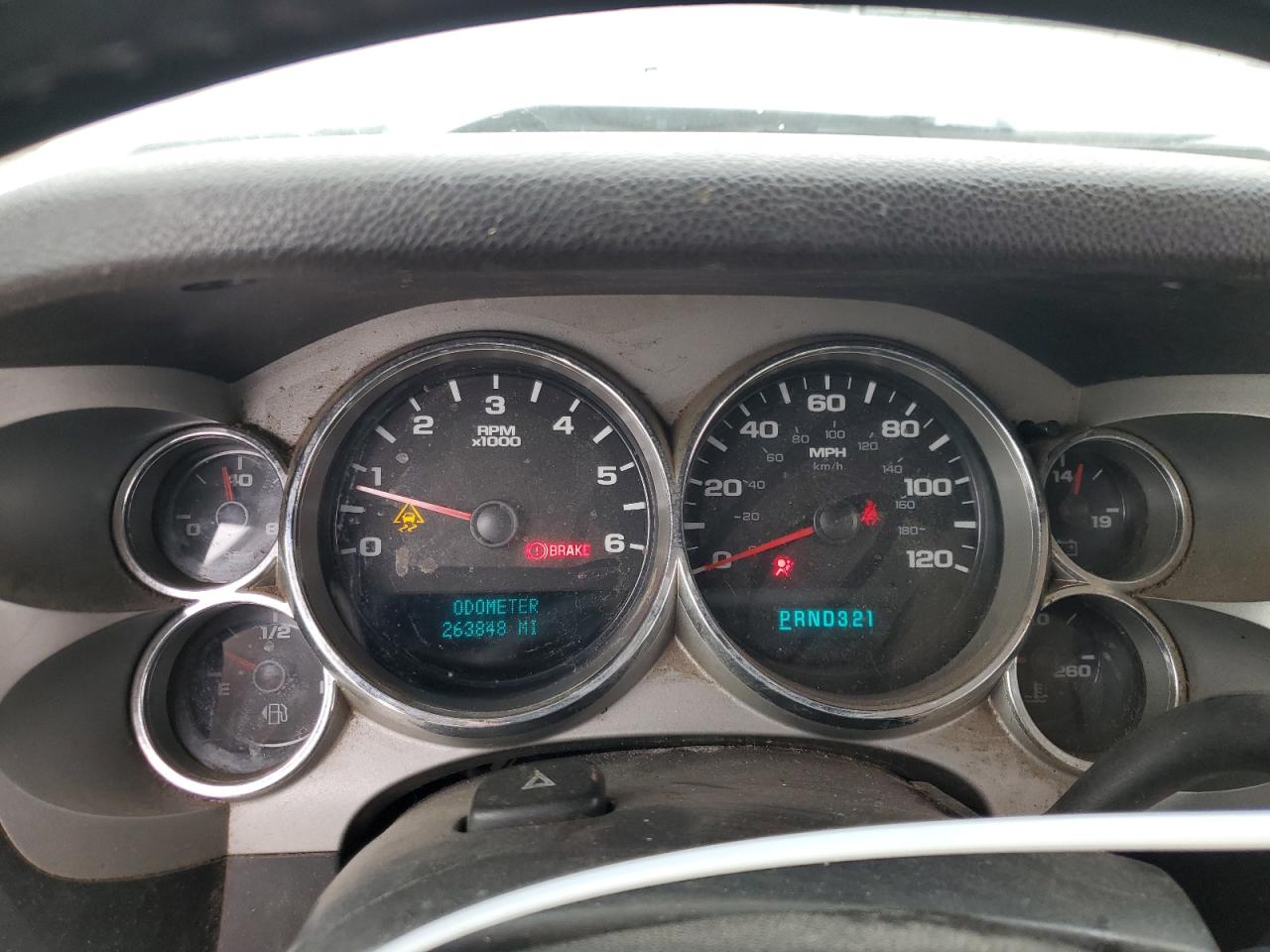 2007 Chevrolet Silverado - Image 9