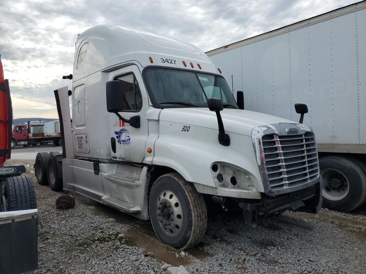 2014 Freightliner Cascadia 125 იყიდება Lebanon-ში, TN - Front End