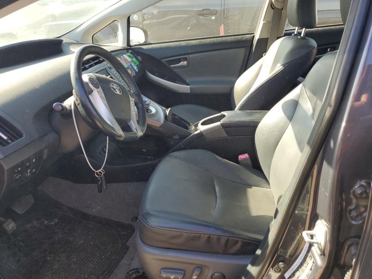 2012 Toyota Prius - Image 7