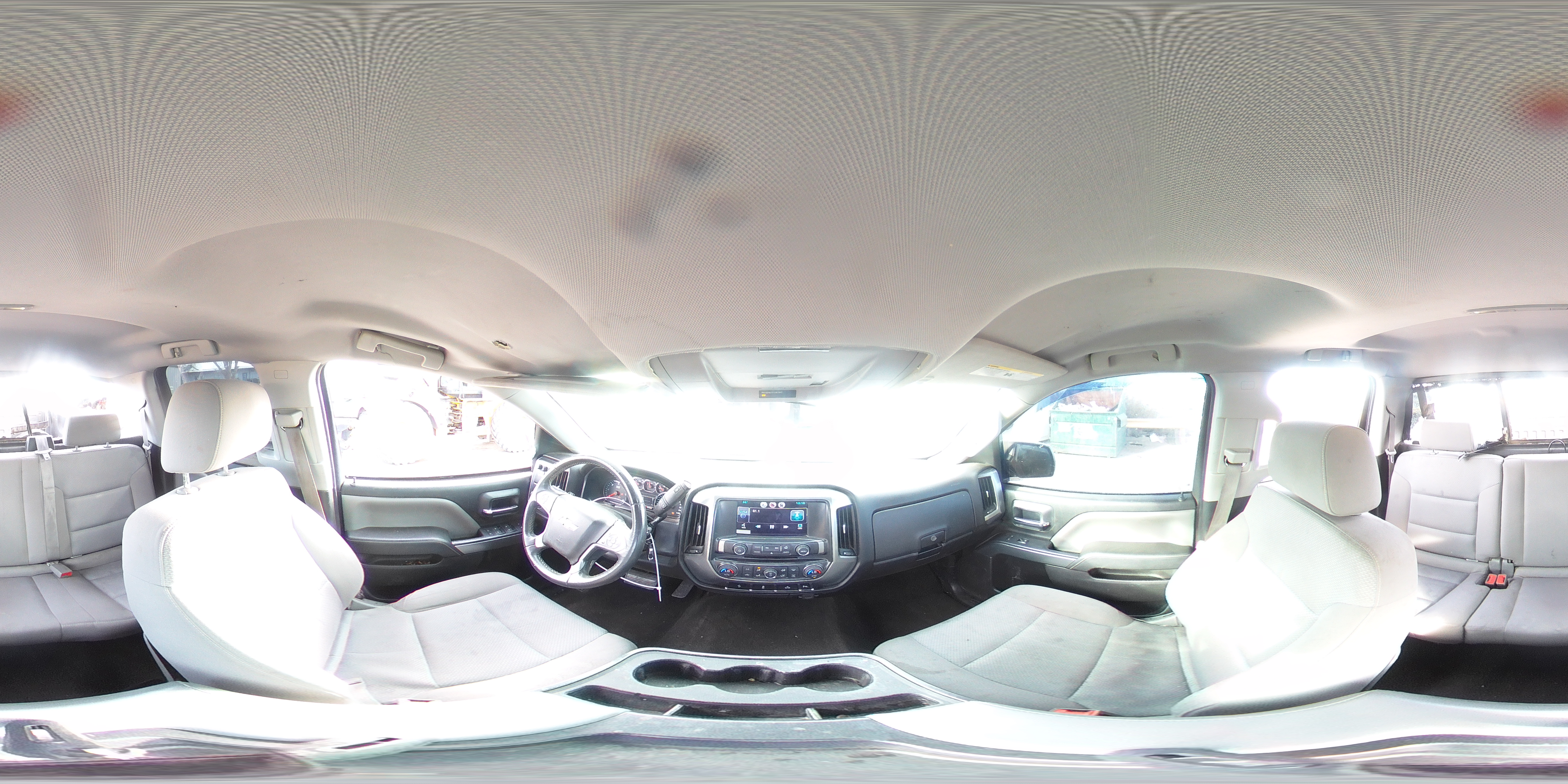 2015 Chevrolet Silverado - Image 13