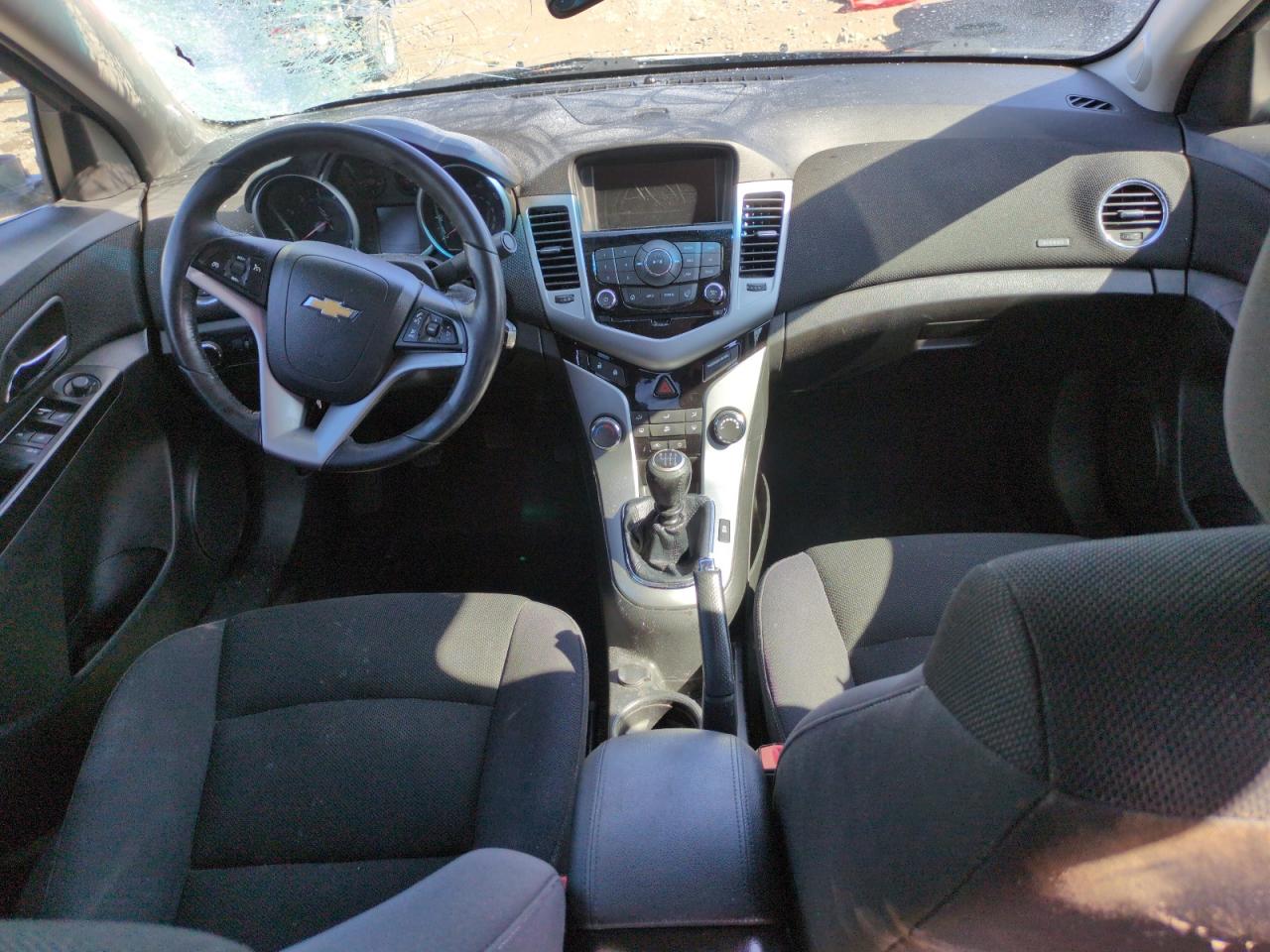 2014 Chevrolet Cruze - Image 8