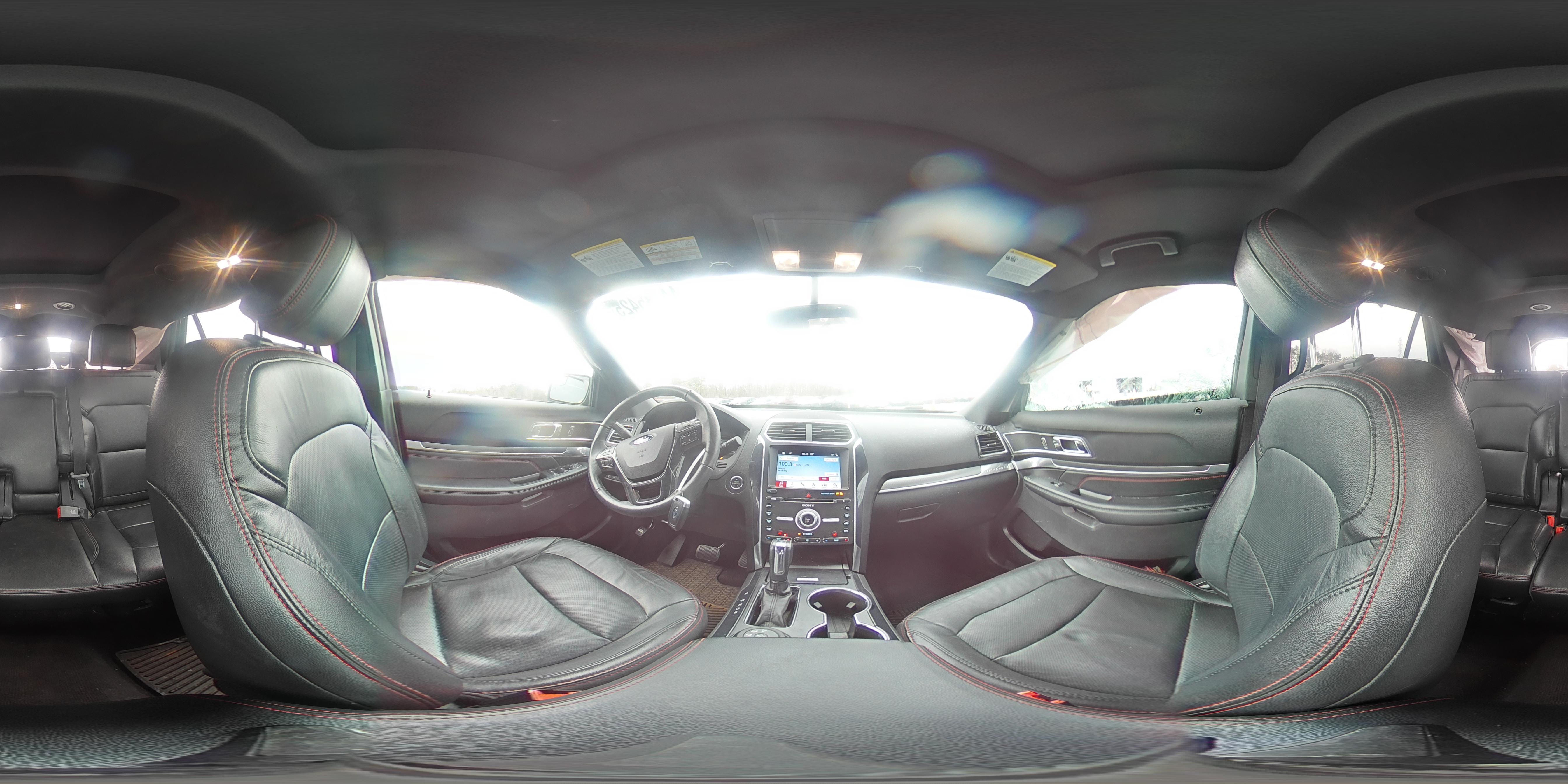 2018 Ford Explorer - Image 14