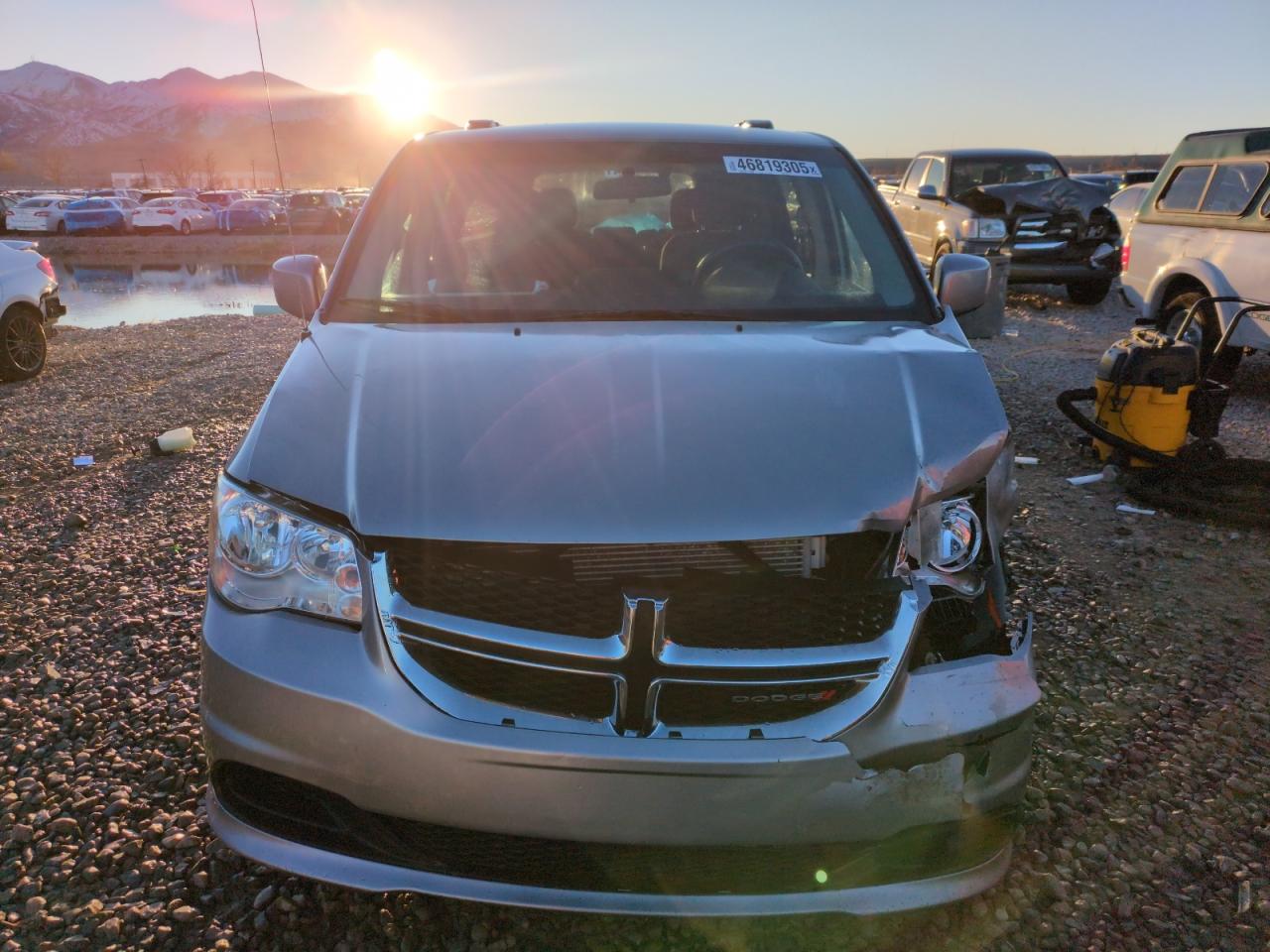 2015 Dodge Caravan - Image 5