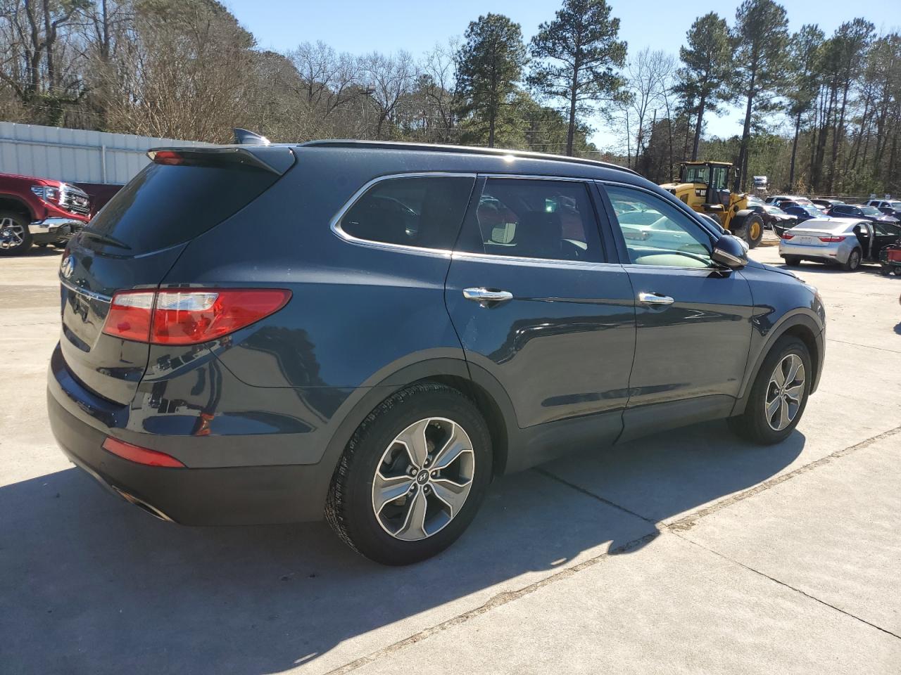 2013 Hyundai Santa Fe - Image 3