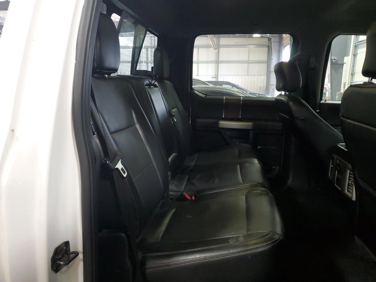 2015 Ford F-150 - Image 10
