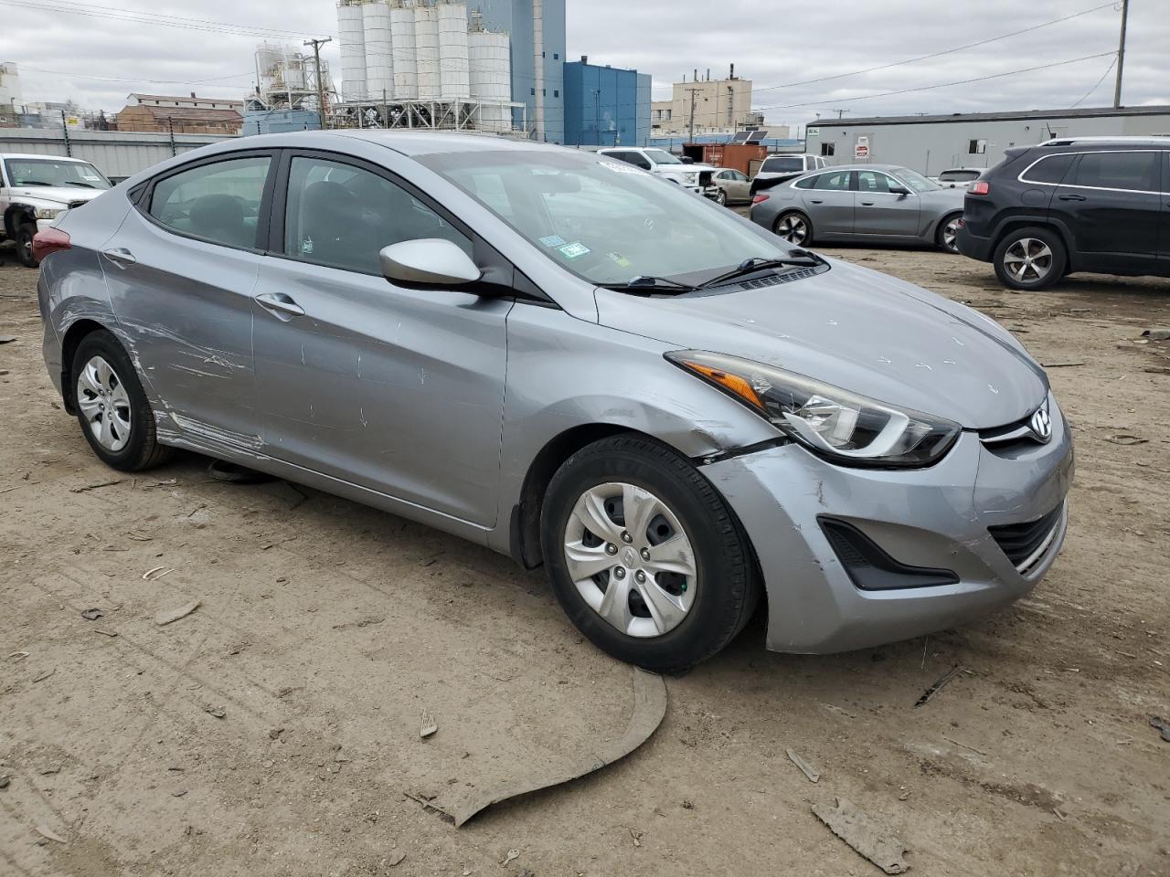 2016 Hyundai Elantra - Image 4