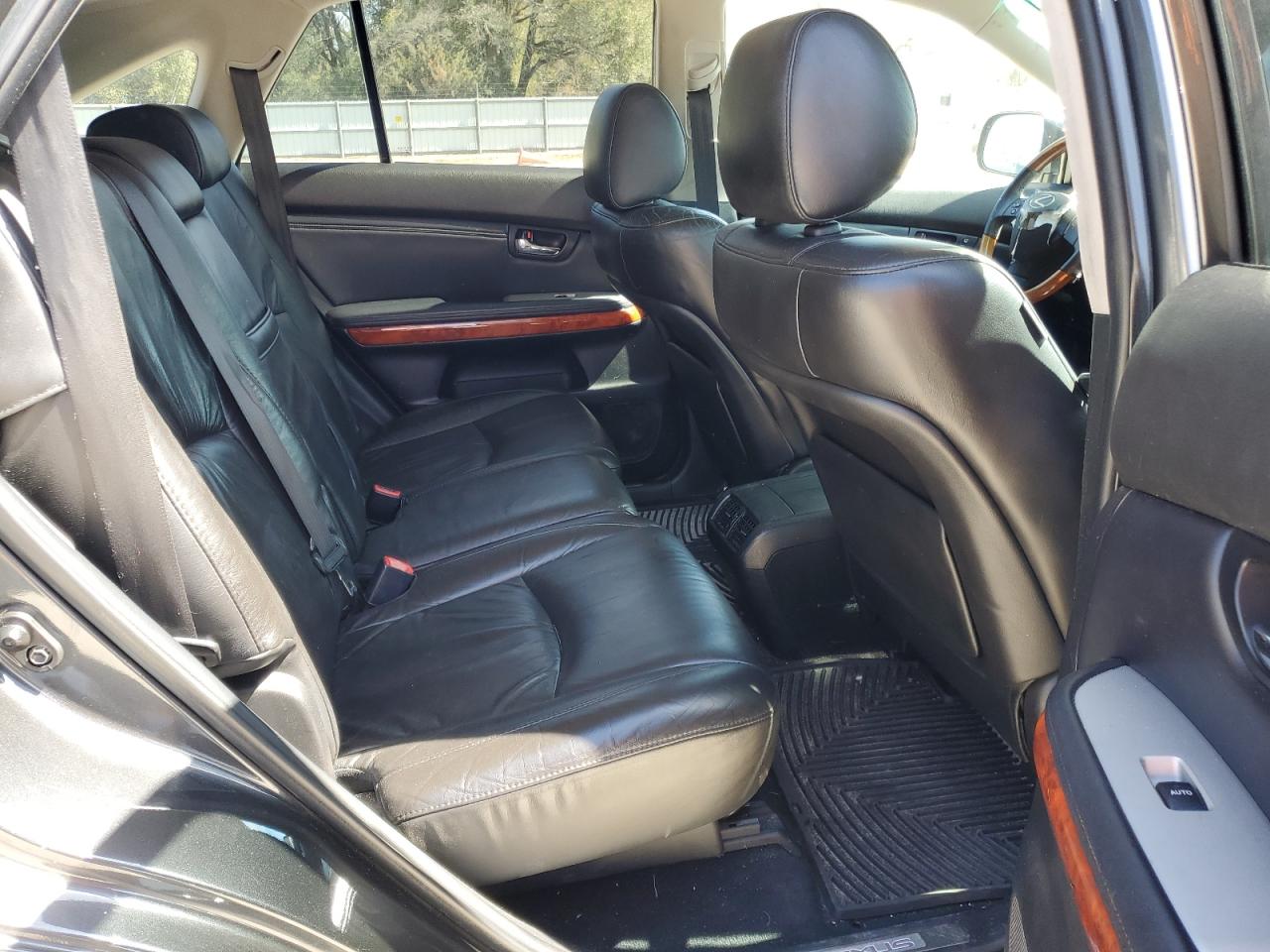 2009 Lexus RX - Image 11