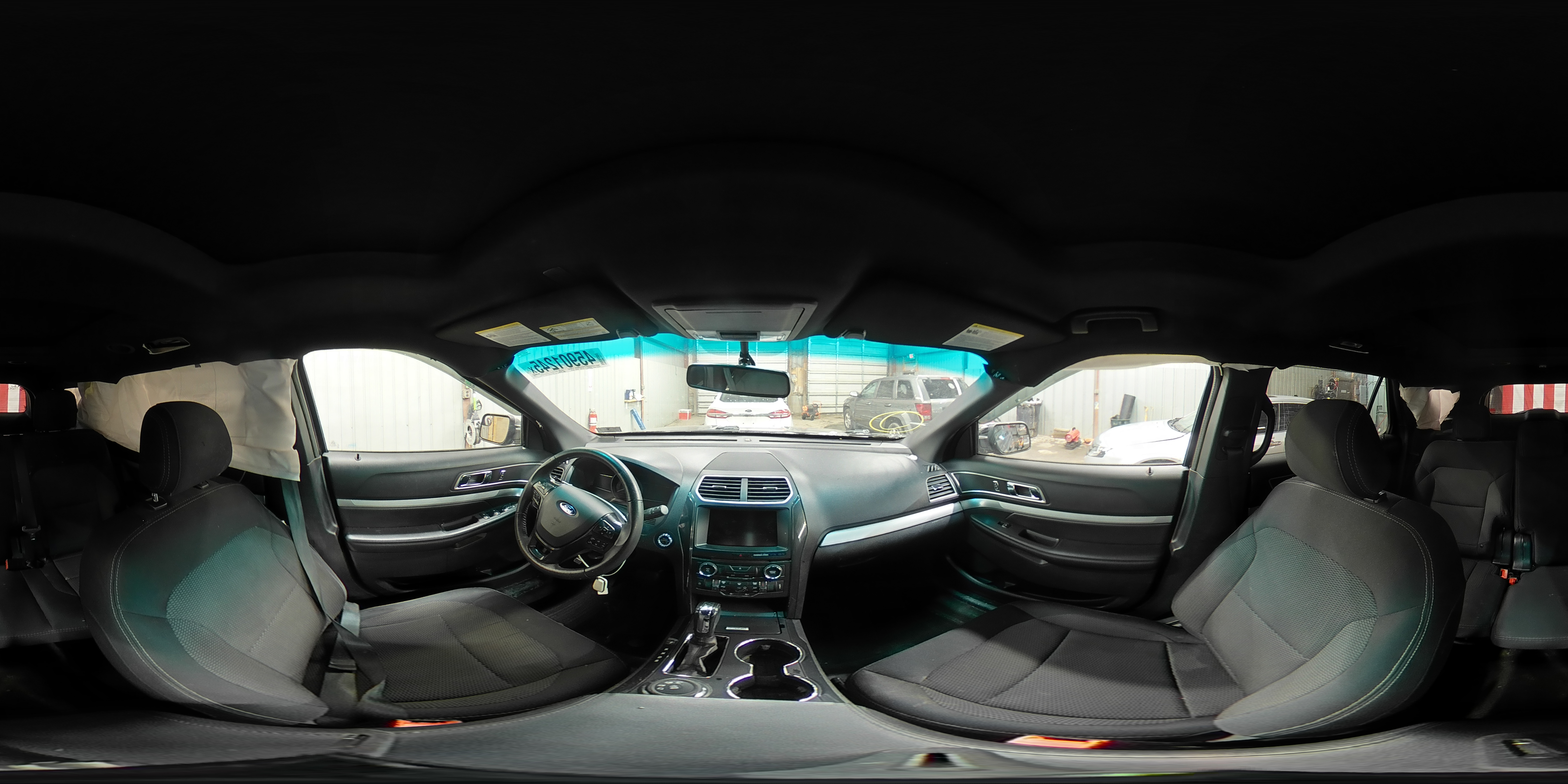 2016 Ford Explorer - Image 13