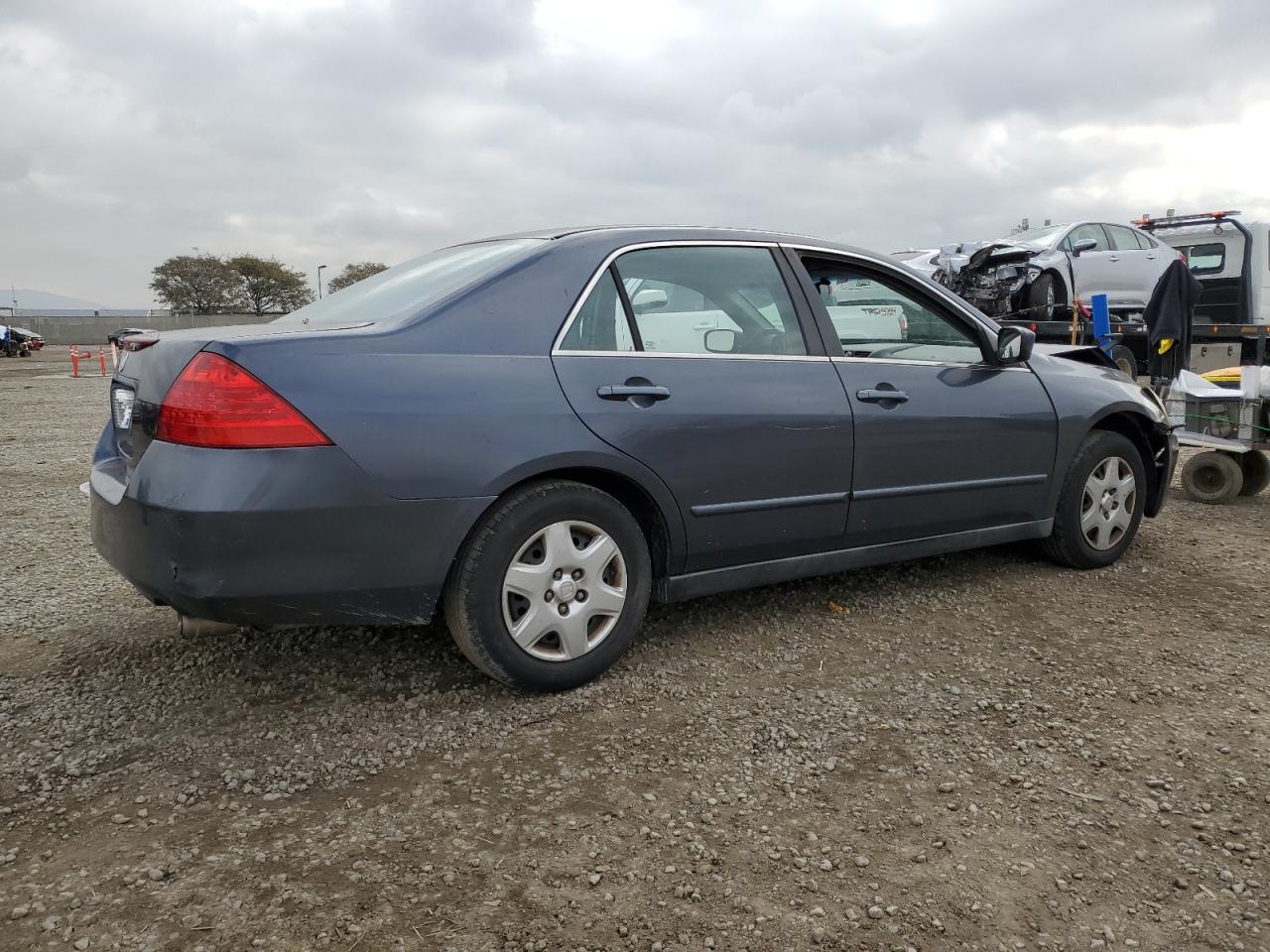 2007 Honda Accord - Image 3
