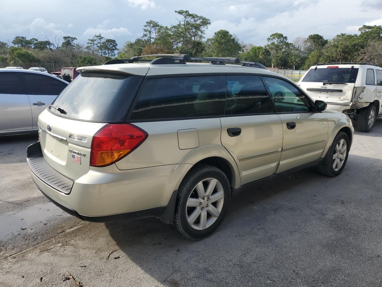 2007 Subaru Outback - Image 3