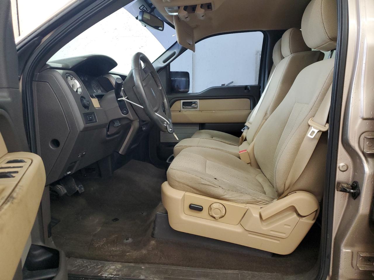 2011 Ford F-150 - Image 7