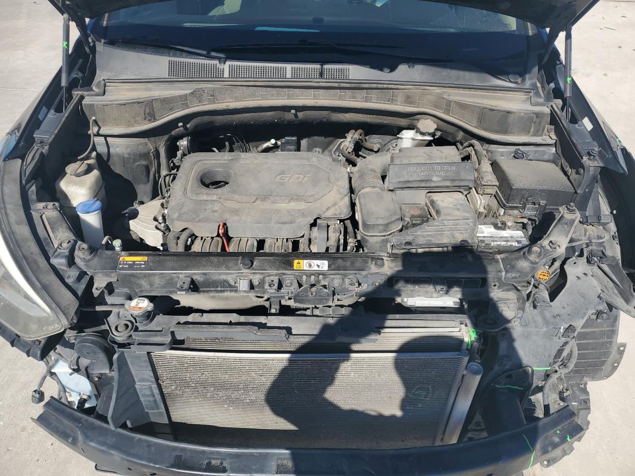 2017 Hyundai Santa Fe - Image 12