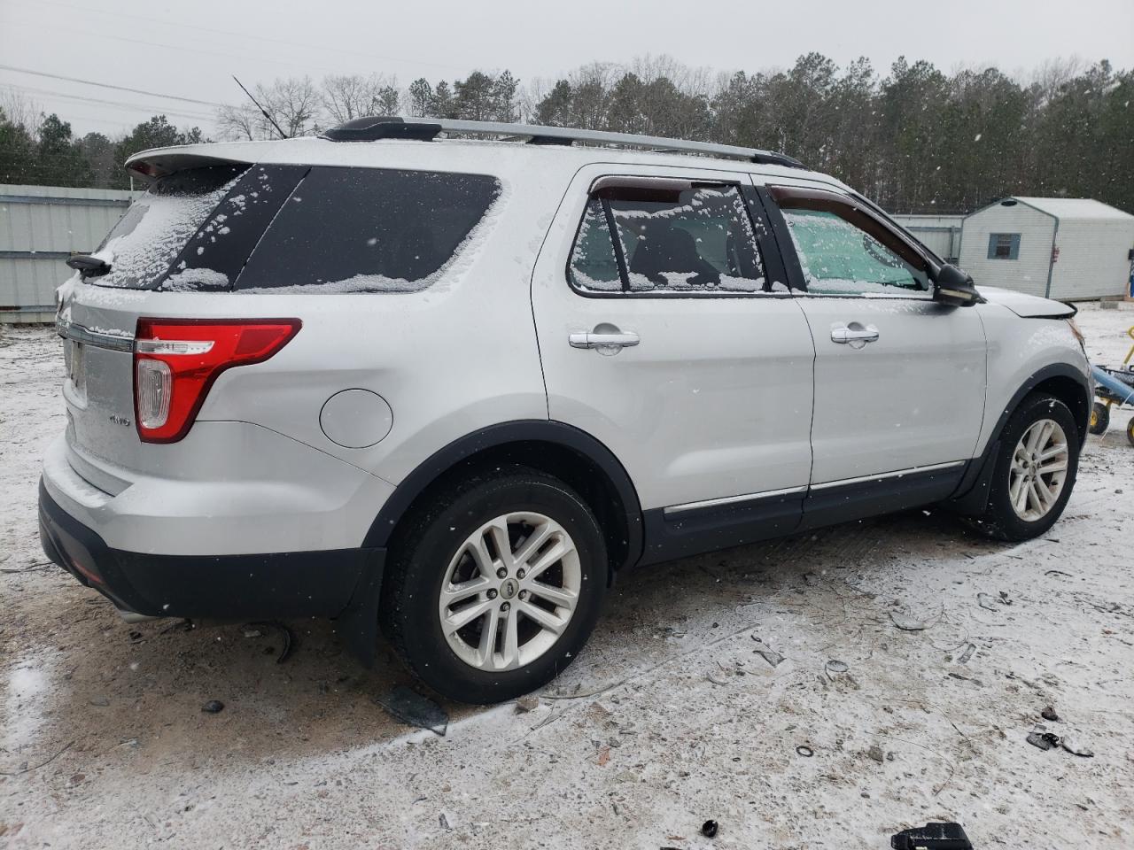 2011 Ford Explorer - Image 3