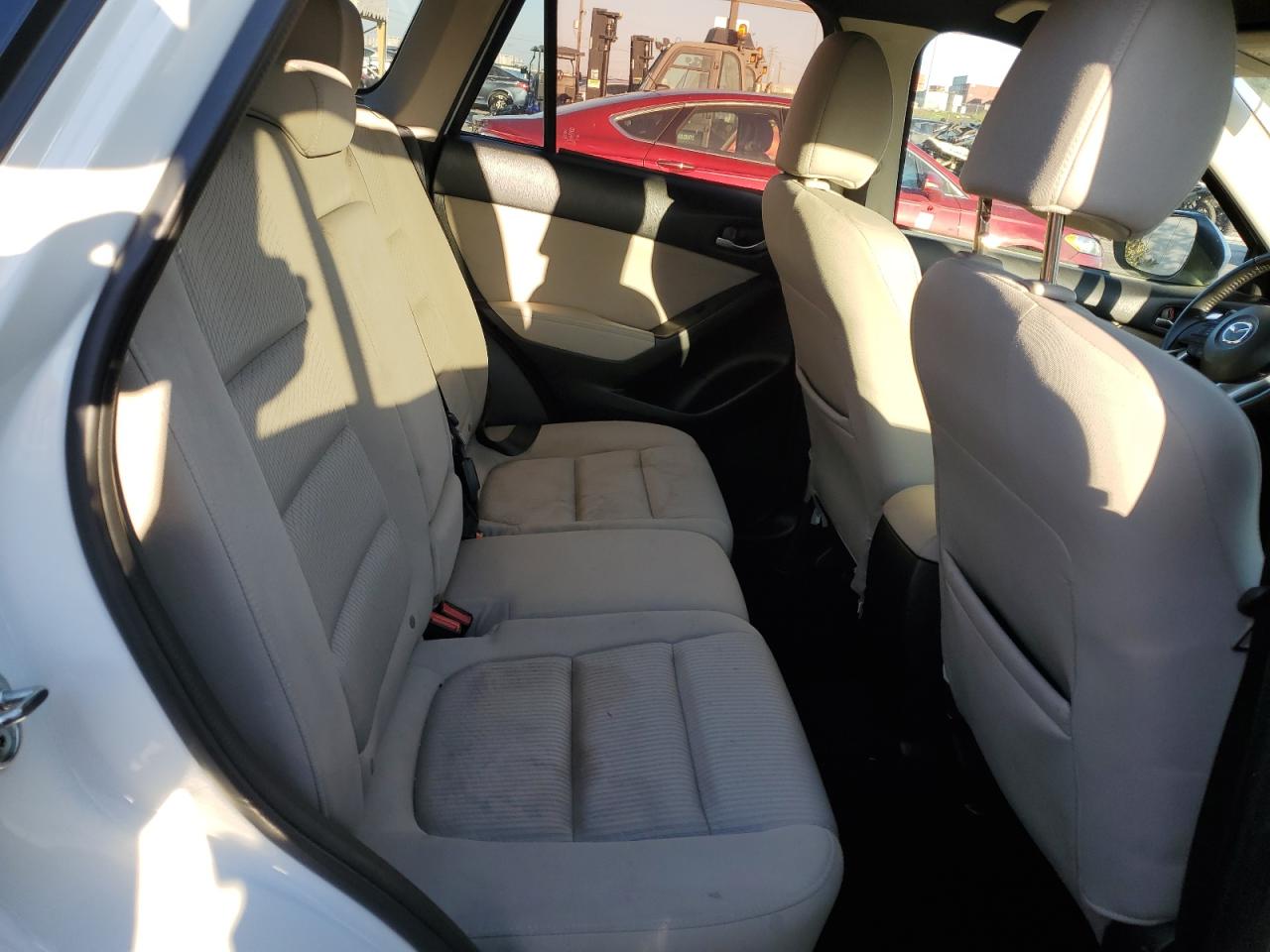 2015 Mazda CX-5 - Image 11