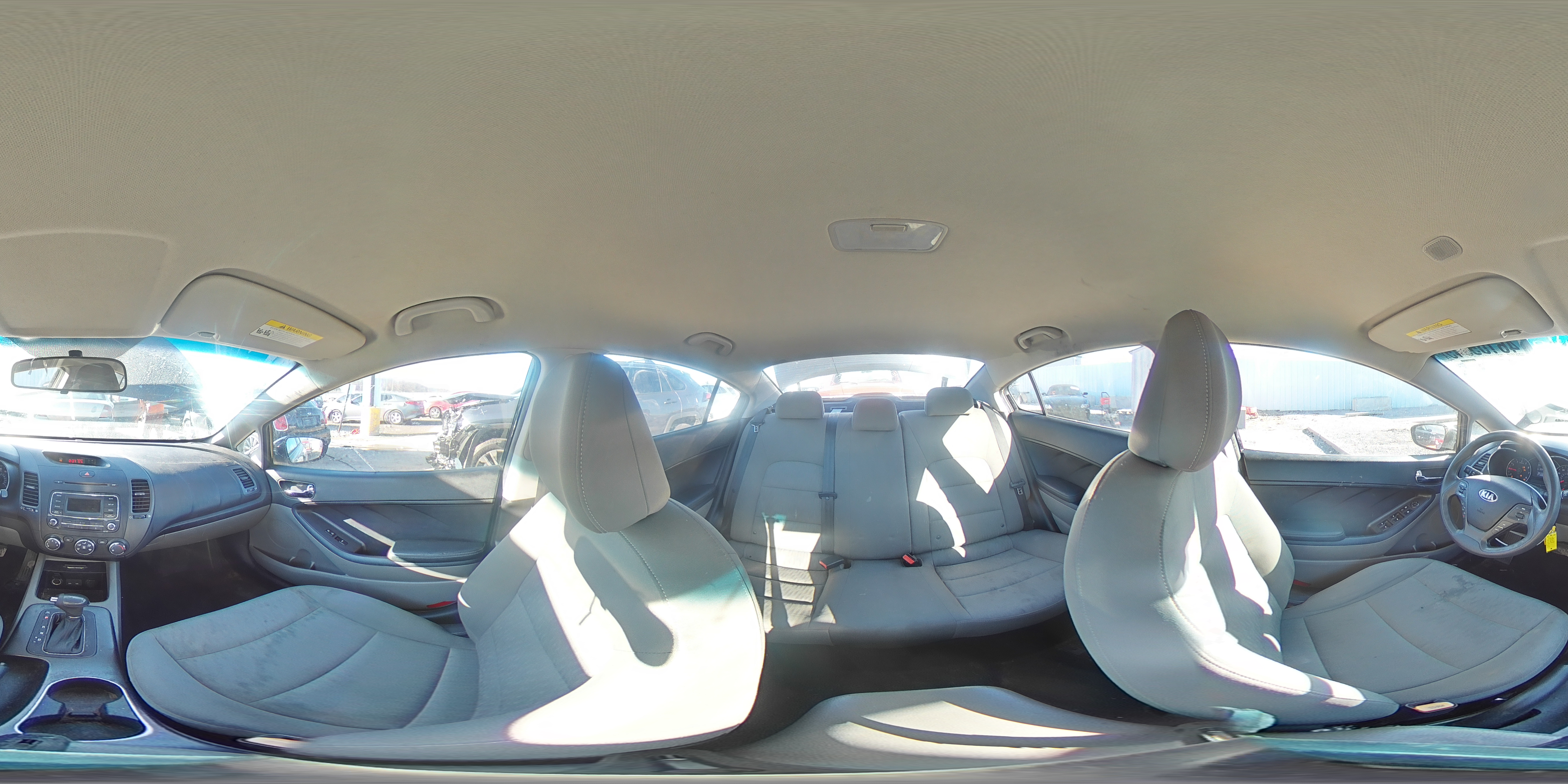 2015 Kia Forte - Image 15