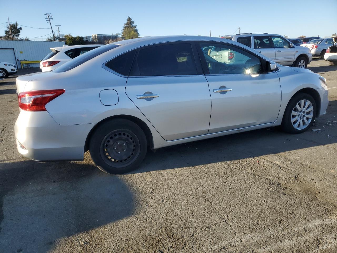 2017 Nissan Sentra - Image 3