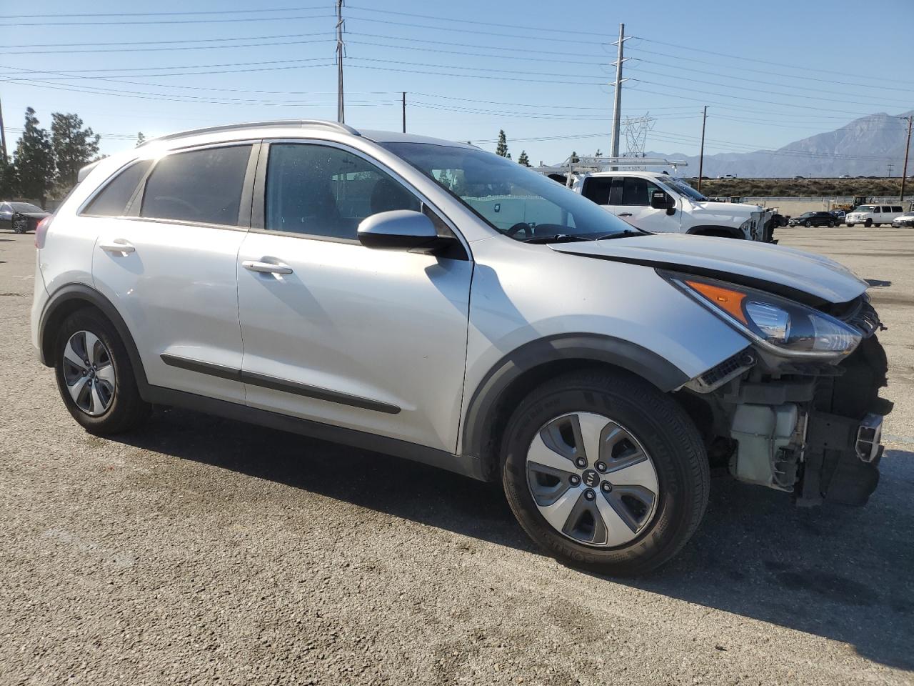2019 Kia Niro - Image 4