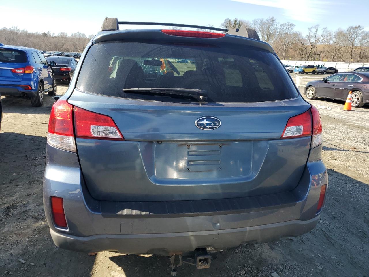 2013 Subaru Outback - Image 6