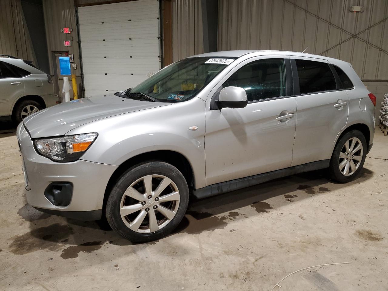2015 Mitsubishi Outlander - Image 1
