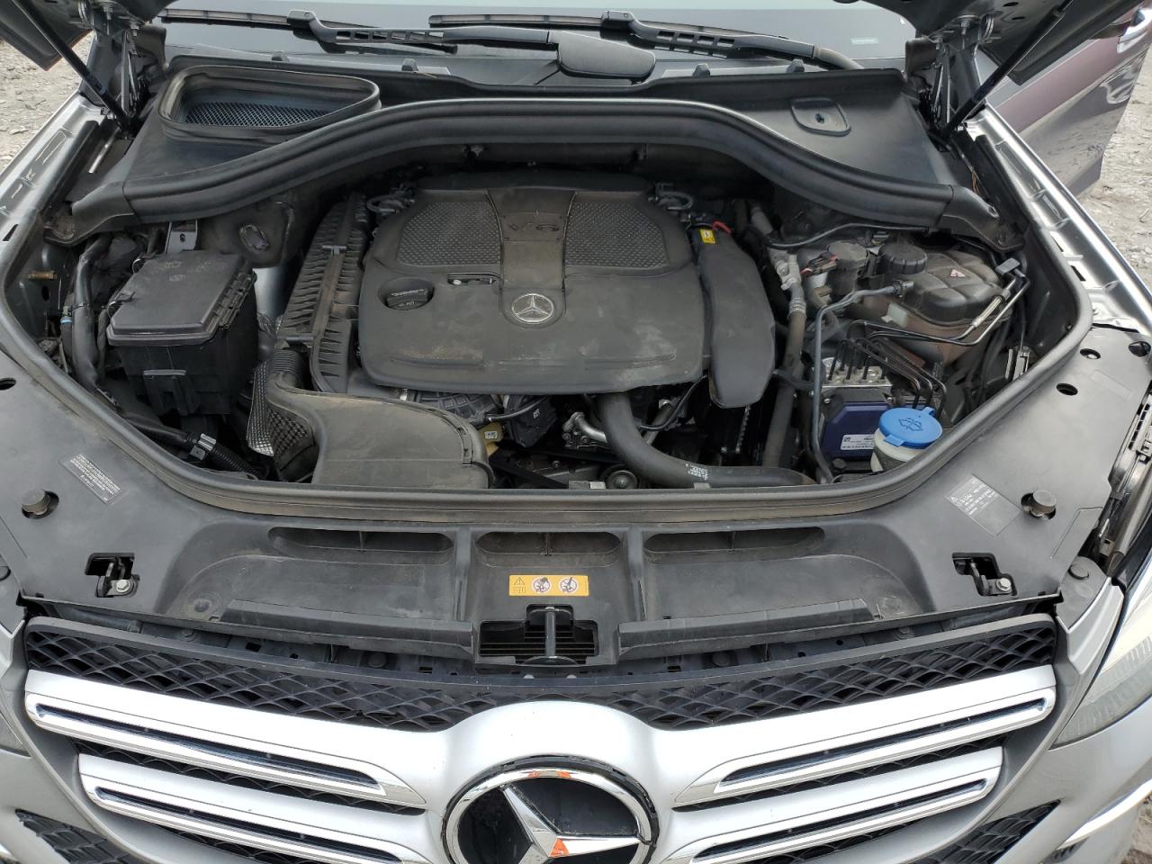 2016 Mercedes-Benz GLE - Image 12