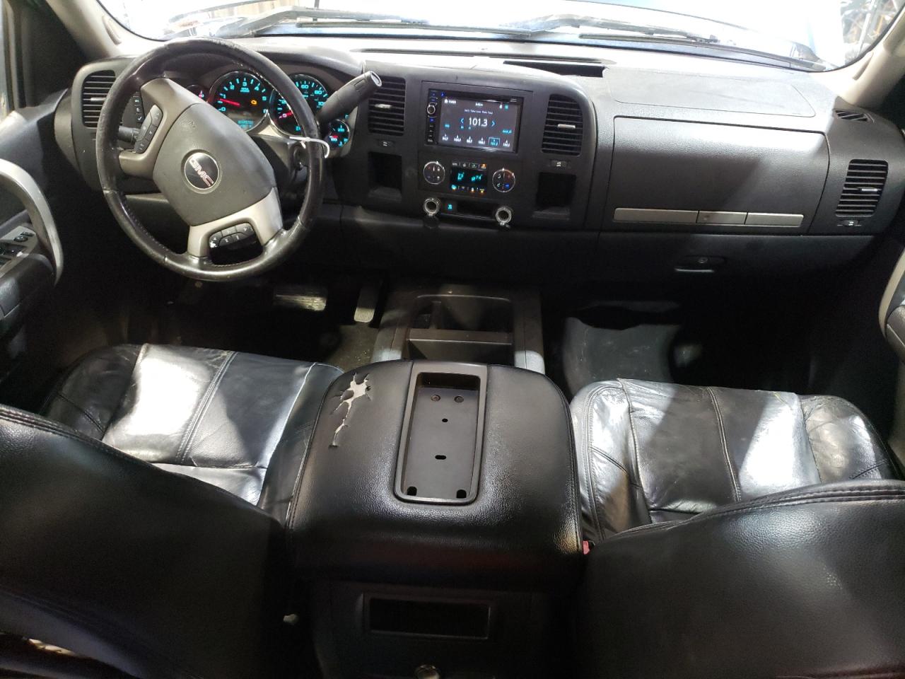 2007 GMC Sierra - Image 8