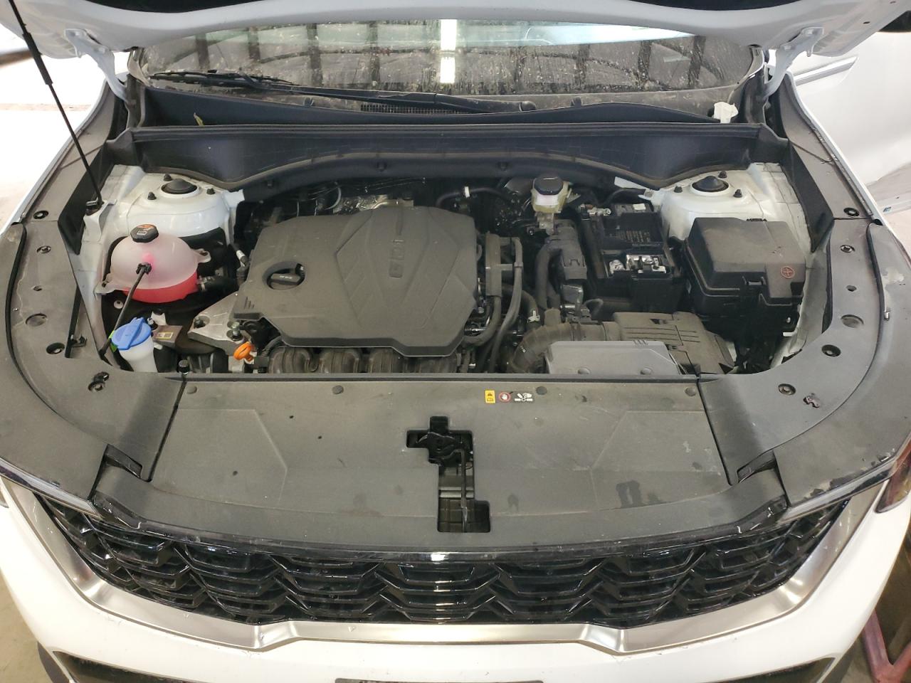 2024 Kia Sorento - Image 12