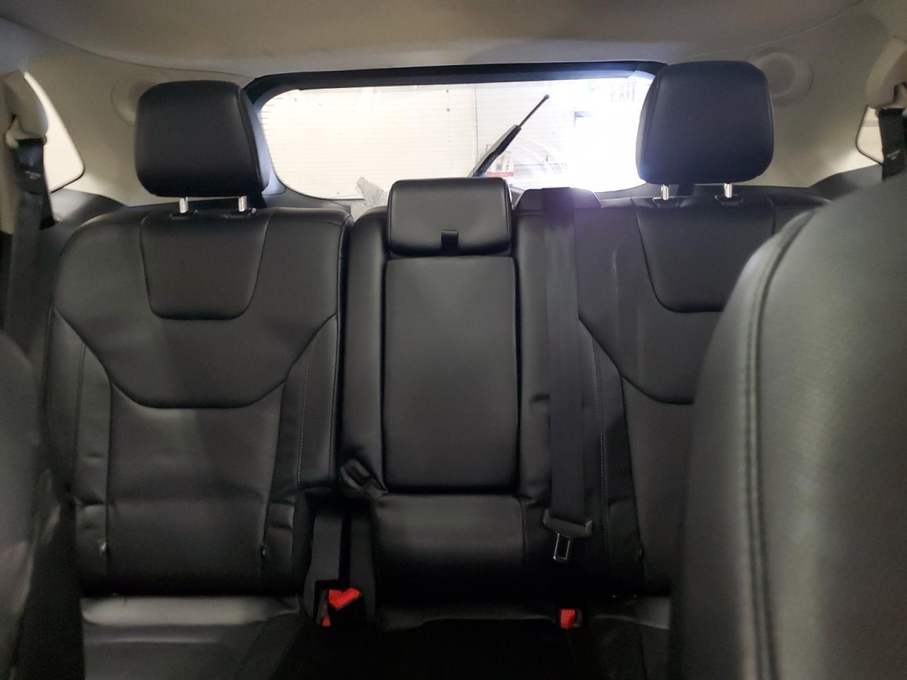 2015 Ford Edge - Image 10