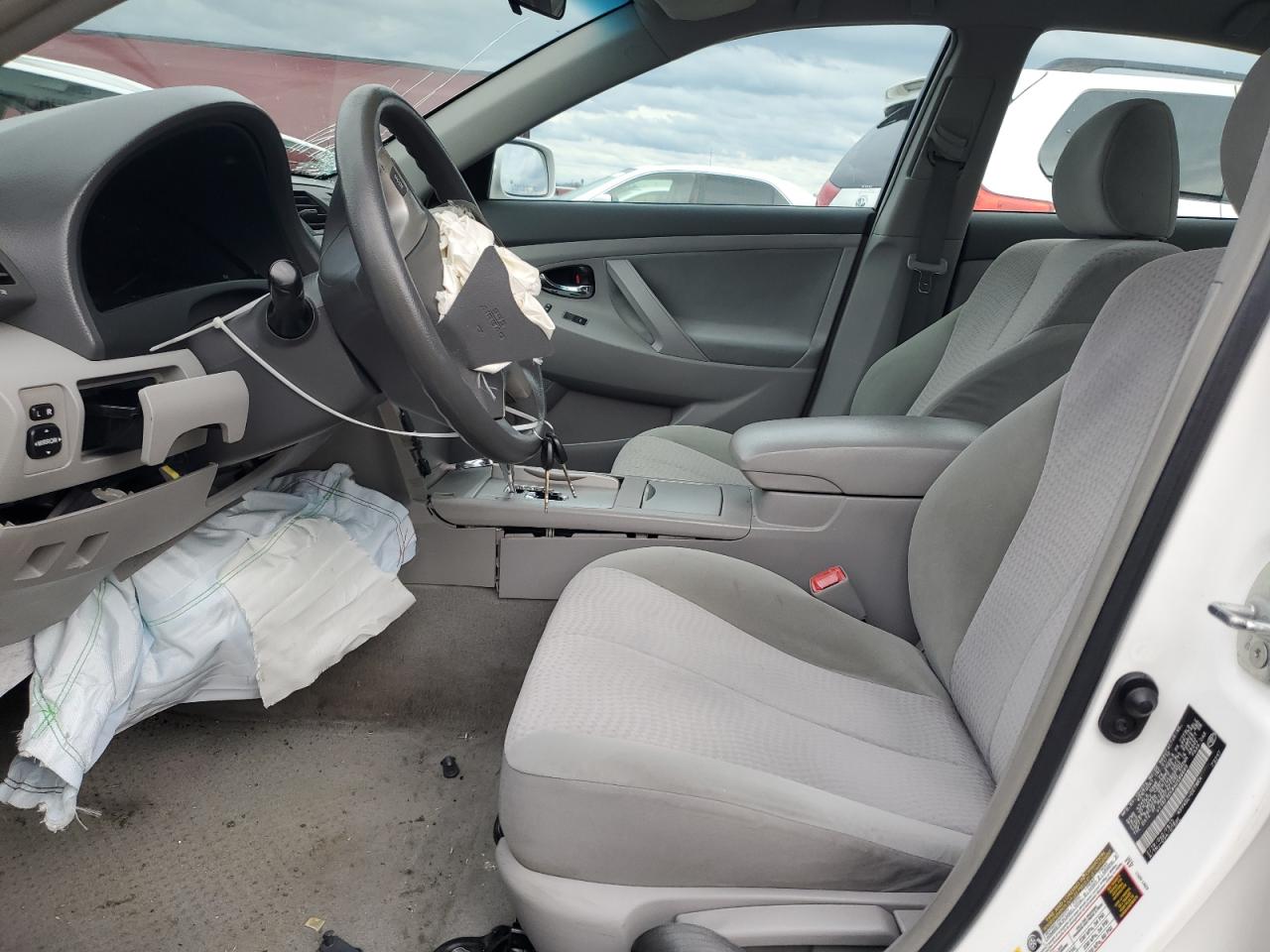 2010 Toyota Camry - Image 7