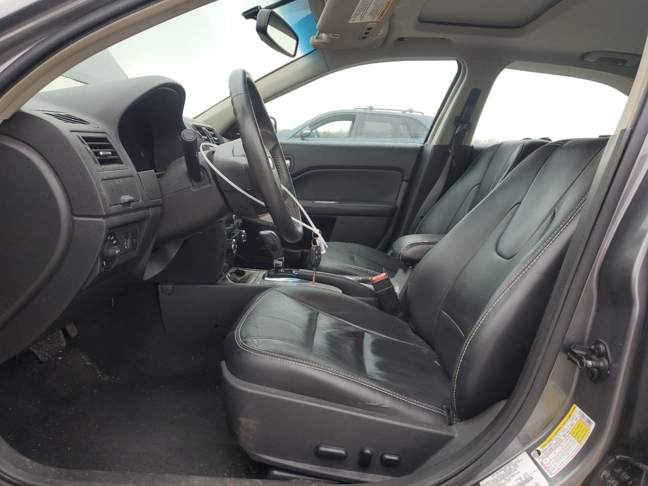 2012 Ford Fusion - Image 7