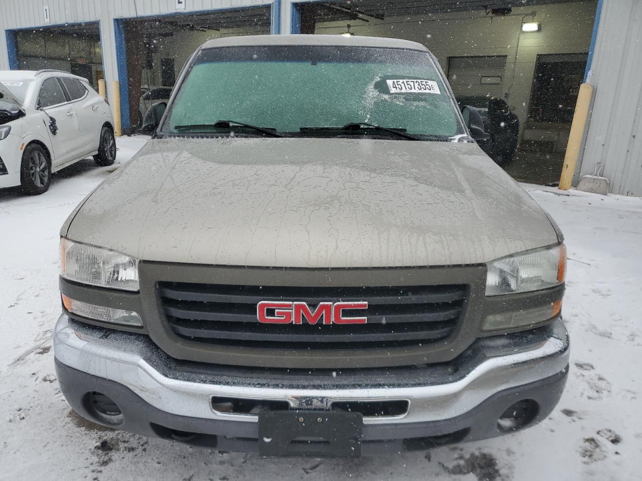 2003 GMC Sierra - Image 5