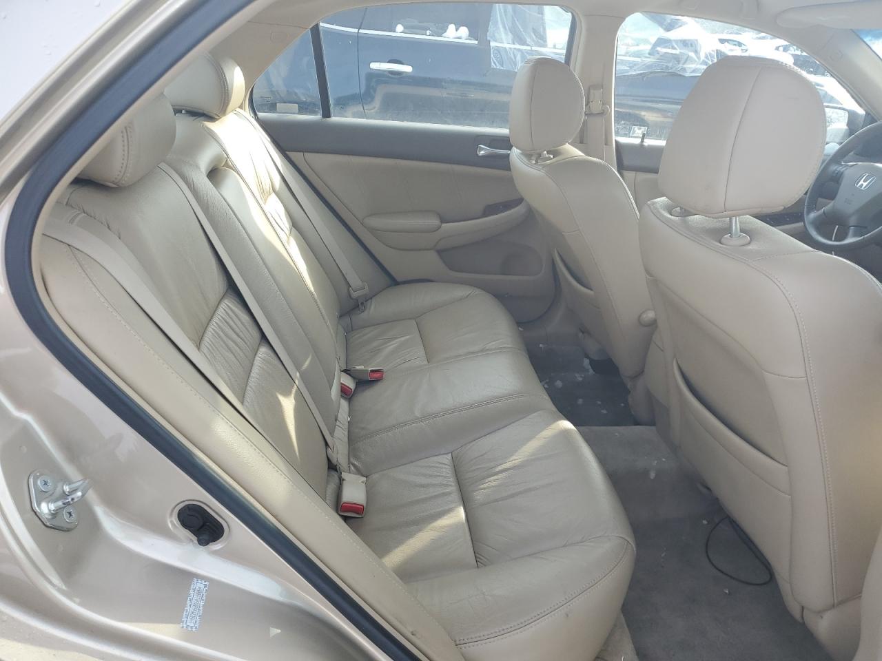 2006 Honda Accord - Image 10