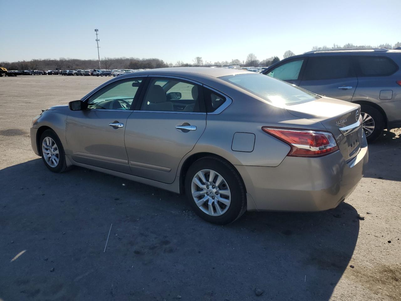 2013 Nissan Altima - Image 2