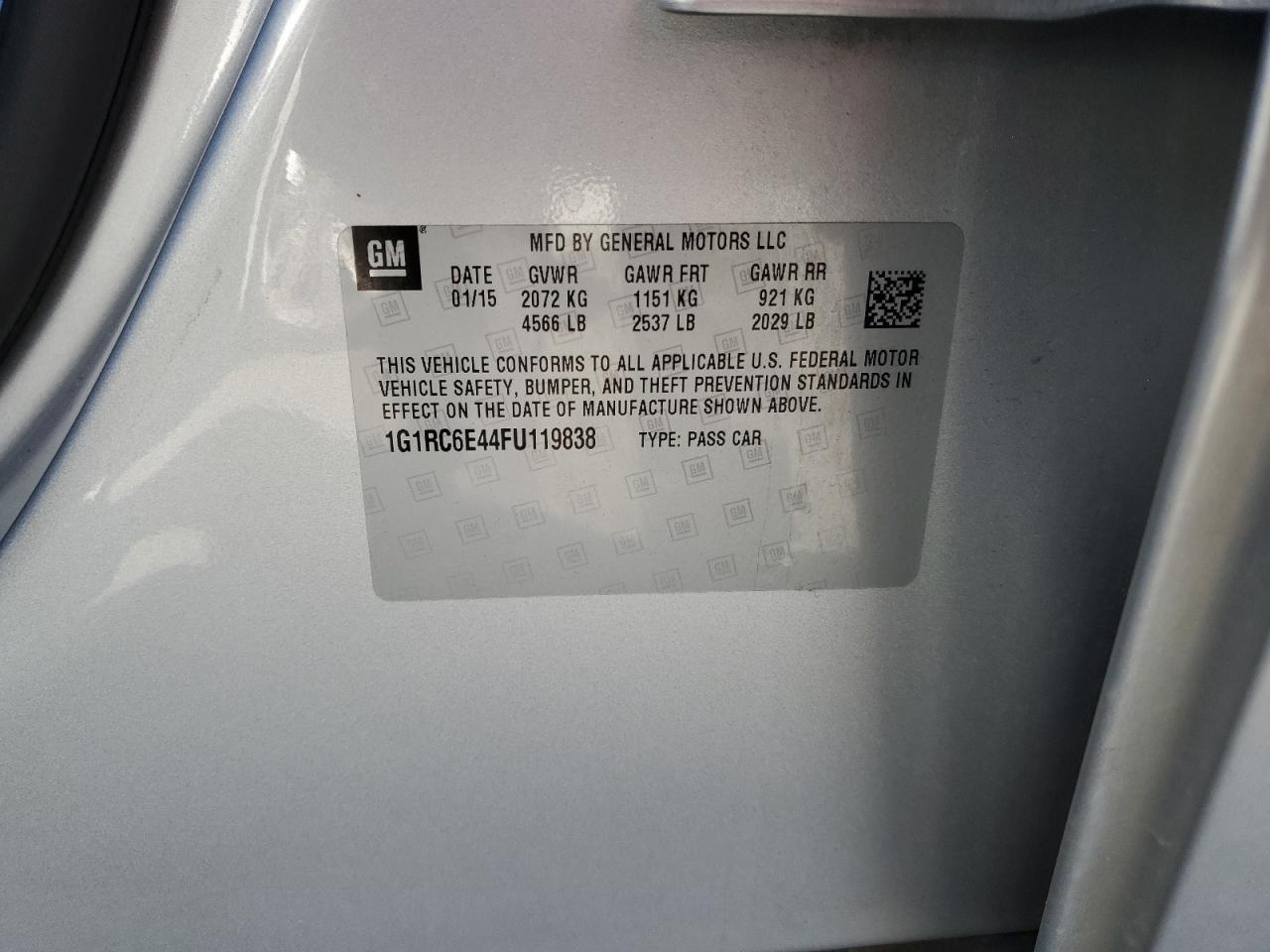 2015 Chevrolet Volt - Image 12