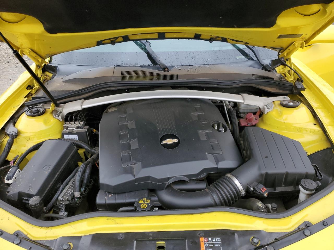 2014 Chevrolet Camaro - Image 12