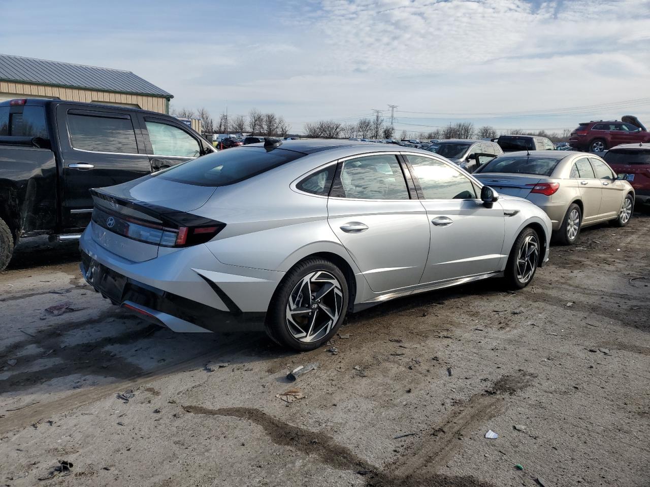 2024 Hyundai Sonata - Image 3