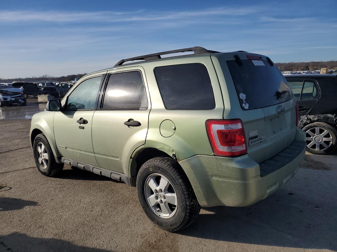 2008 Ford Escape - Image 2