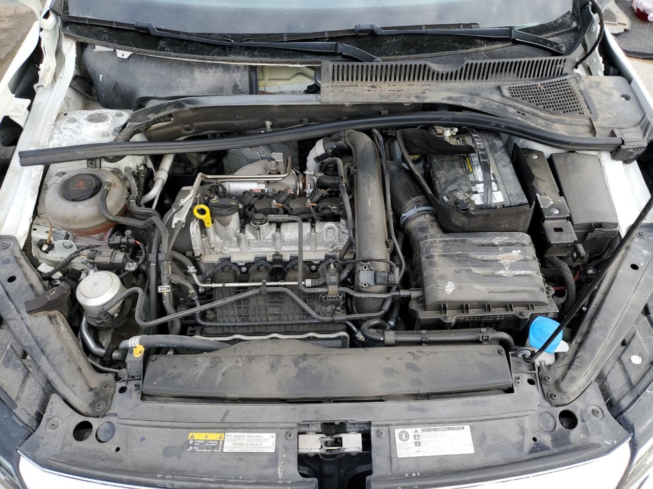 2019 Volkswagen Jetta - Image 11