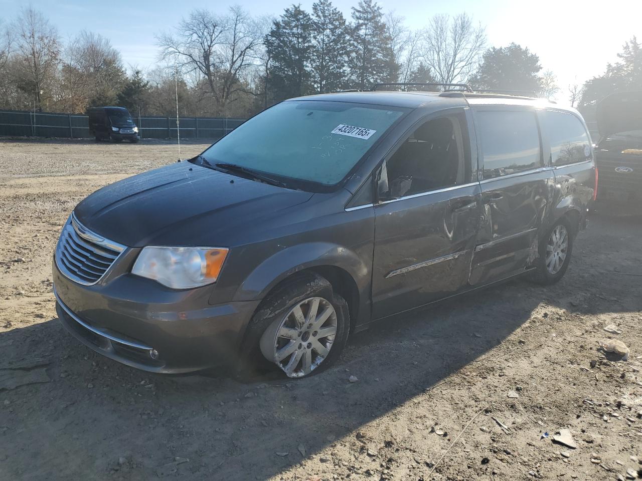 2015 Chrysler Town & Country - Image 1